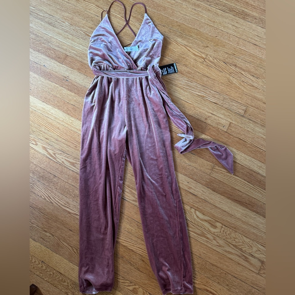 NWT Express velvety romper size 6